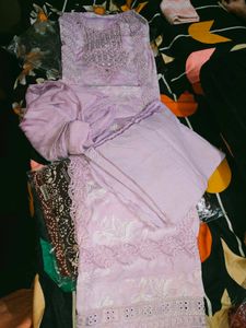 pakistani embroidery suit