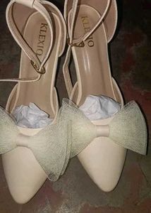 Cute Bow Heels