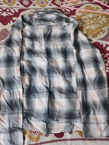 Men's Plaid Button-Down Shirt