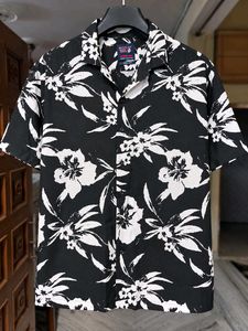 Men's Black Floral Short Sleeve Shirt