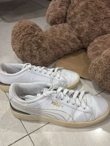 Puma White & Gold Casual Sneakers