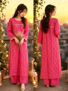 today sale 🌷pink embroidered pakistani suit 💗
