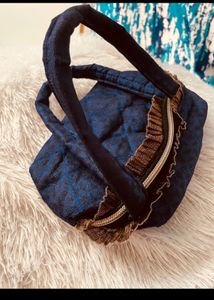 Cute Blue Hand Pouch