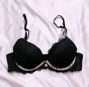 New Black Bra