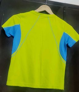 Green🟢 T-shirt For Baby Boy 5- 6 Year