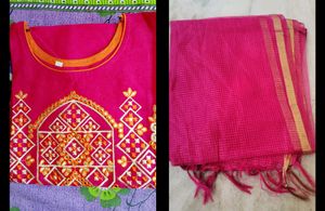 🌺Pink Embroidered Kurta & Dupatta Set