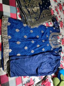 A Royal Blue 💙 Suit Set