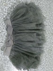 Grey Tulle Skirt .waist 22inch.length 33cm