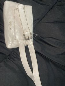 White Forever 21 Waist Bag