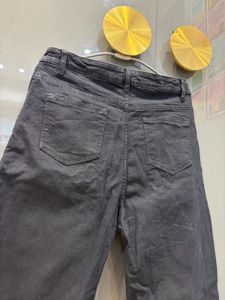 Stylish Grey Wide-Leg Jeans