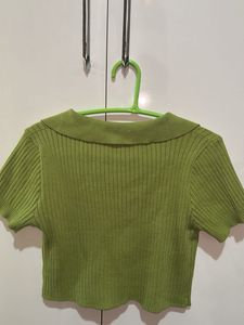 Green crop top