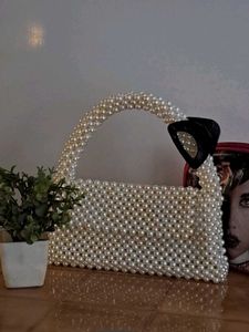 Elegant Pearl Beaded Clutch Bag