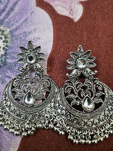 Oxidized Earing Set
