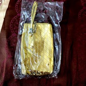 Elegant Gold Clutch!