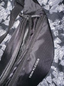 DEIN KLEIDER Black Pouch