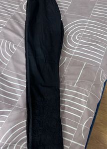 chicken pant black