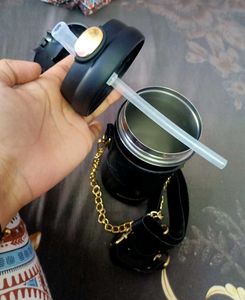 SIGNORAWARE Stylish tumbler with chain Strap