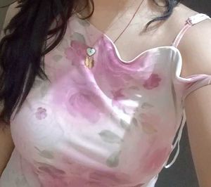 Elegant Pink Floral Dress 🩷