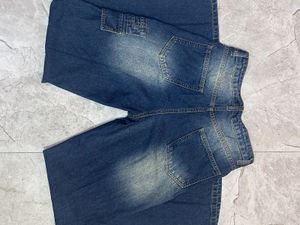 Wide Leg Cargo Jeans