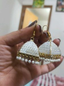 Elegant White & Gold Jhumka Earrings