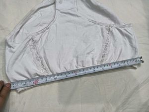 💛 White Lace Trim Briefs