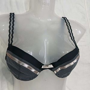 Stylish Striped🪔 Bra with Bow Detail
