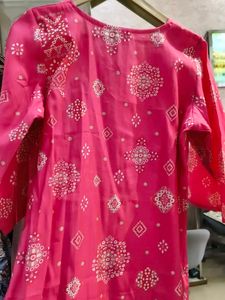 Vibrant Pink Printed Kurta