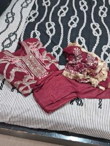 Pakistani Suit &Free Gift