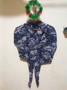 2.Tropical Print Tie Front Top