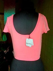 Peach Cropped Tops