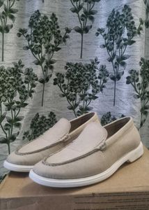 cream-coloured Loafers men
