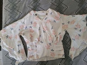 Floral Print Bell Sleeve Top