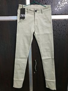 Light Green Trouser Like New