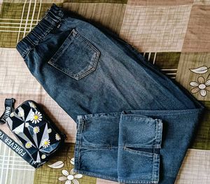 Sassfaras Comfy Dark Wash Elastic Waist Jeans