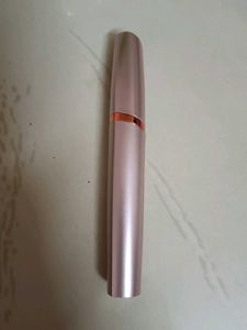 Rechargeable Eyebrow trimmer...