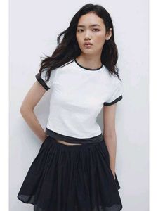 H&amp;M Divided Basic T-Shirt size XS