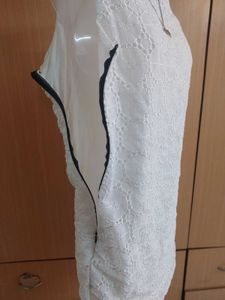 Chic Lace Short Dress