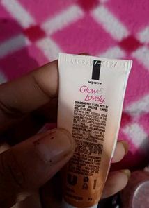 Makeup Bundle(Free makeu