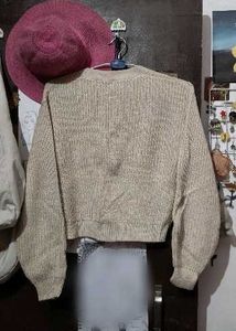 Chic Beige Cropped Knit Cardigan