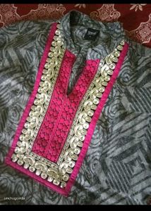 Grey Printed Kurta with Pink Border