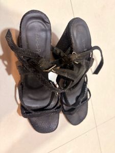 Stylish Black Heeled Sandals