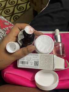 Kiehl's Skincare Set - Facial Cream, Wash &amp; Soluti