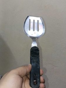 Kitchen Utensil Set Of 3 Spoons.