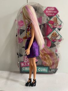 Barbie DIY Crimps &amp; Curls Doll