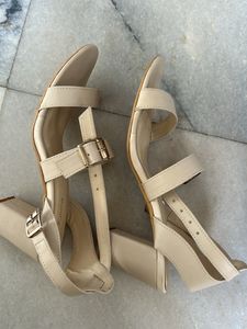 Sandles