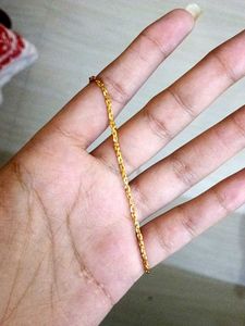 Elegant Gold Chain Necklace