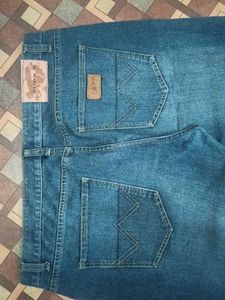 ⚡ ⚡ Flash Sale ⚡ ⚡ Dark Wash Straight Leg Jeans