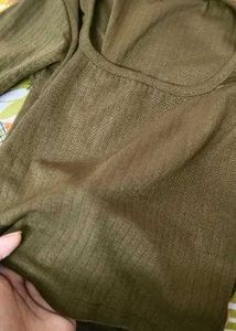 Ribbed Long Sleeve Crop Top