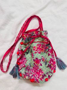 Floral Drawstring Bucket Bag