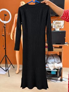 Ribbed Knit Midi Dress